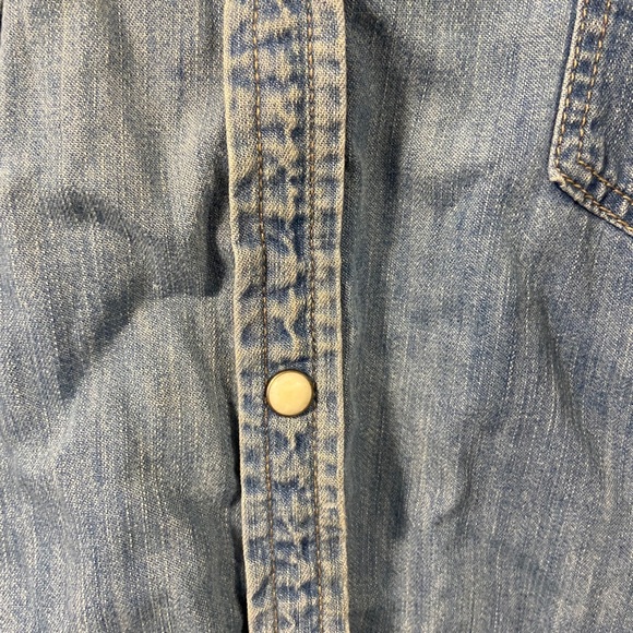 American Eagle Slim fit Denim Button Up Shirt - Picture 6 of 6